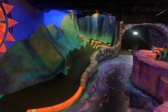 Blacklight mini golf in Haifa